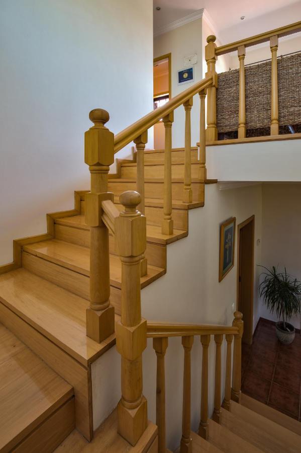 Quarto Em Виана до Кастело Екстериор снимка