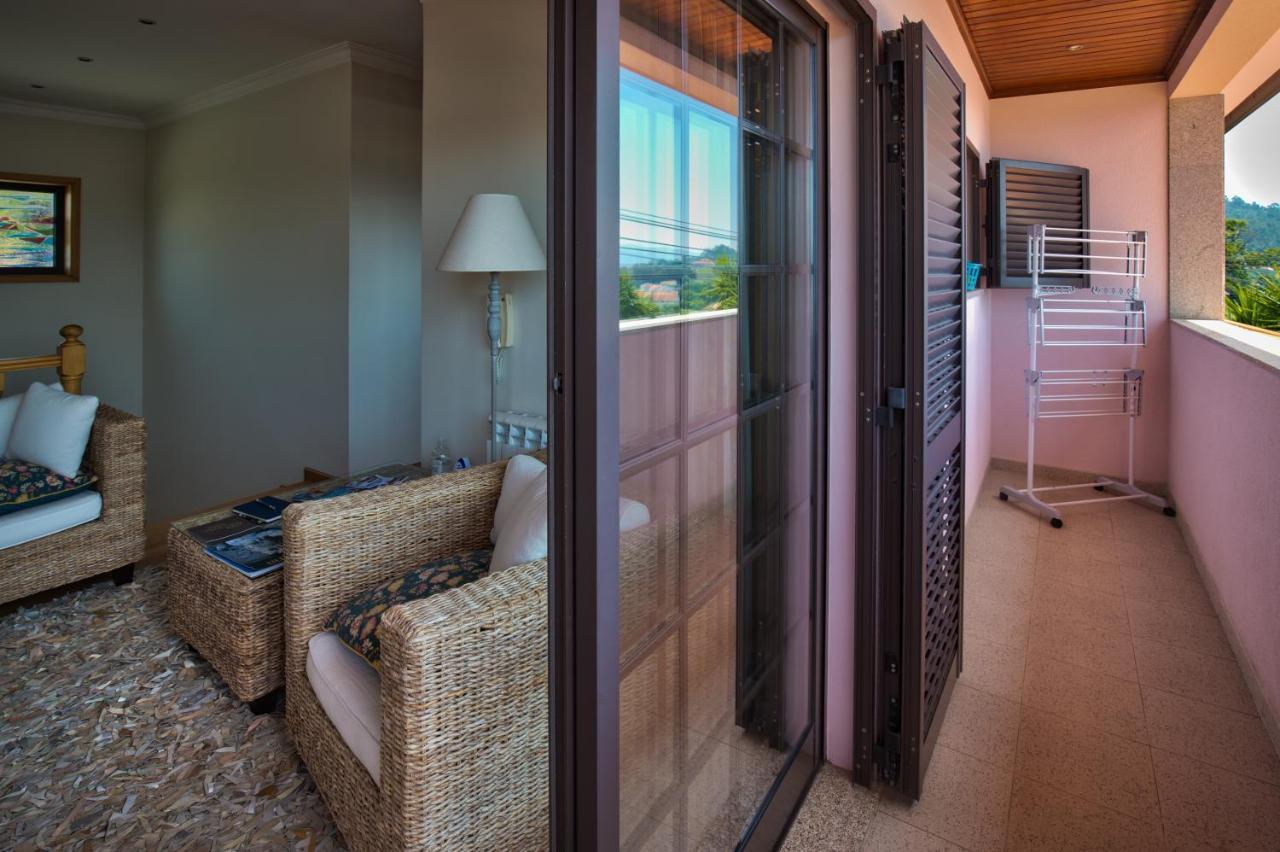 Quarto Em Виана до Кастело Екстериор снимка
